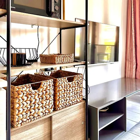 Lovely 1bd In A Luxury In By Flat Mаnаger Lägenhet *